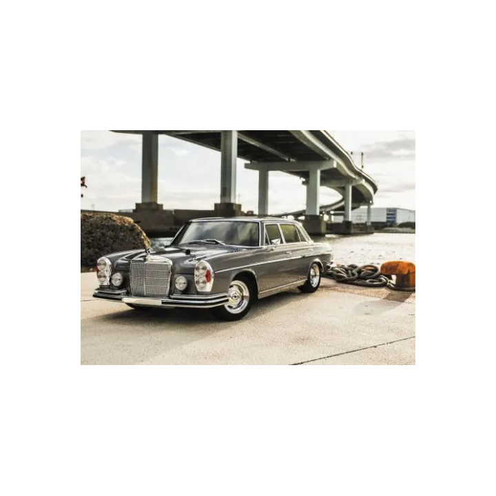 Kyosho Fazer MK2 Mercedes-Benz 300 SEL 6.3 1971 Readyset – RC sedán clásico 4WD
