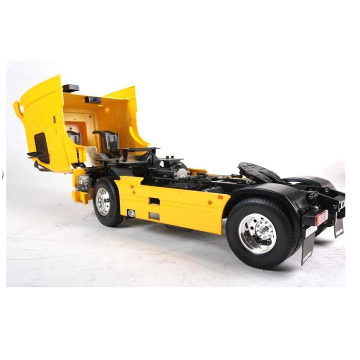Construye el Tamiya Volvo FH12 Globetrotter 420 1/14. Camión RC de montaje con transmisión de 3 marchas, chasis metálico y reali