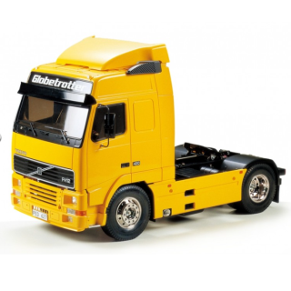 Construye el Tamiya Volvo FH12 Globetrotter 420 1/14. Camión RC de montaje con transmisión de 3 marchas, chasis metálico y reali