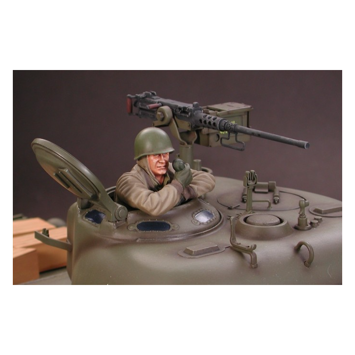 Tamiya M4 Sherman 105mm Howitzer 1/16 RC Full Option – Tanque aliado WWII
