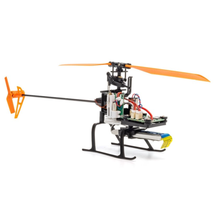 Descubre el BLADE Revolution 90 FP RTF, un helicóptero RC compacto, resistente y fácil de pilotar. Listo para volar, con emisora