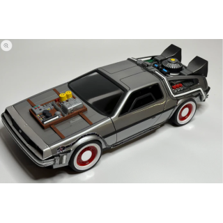 Carrocería DeLorean DMC-12 “Regreso al Futuro 3” 1/10 – Pintada y Detallada para RC