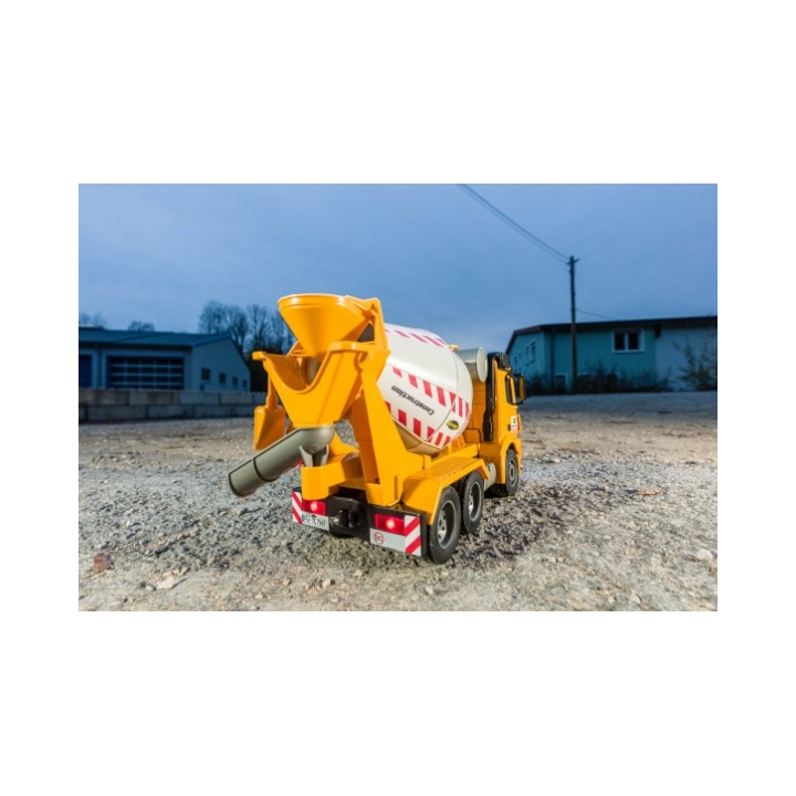 CARSON MB Arocs Cement Mixer 1:20 RC 100% RTR – Camión Hormigonera Radiocontrol