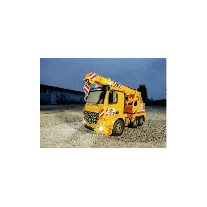 Carson 1:20 MB Arocs Crane Truck 100% RTR – Camión Grúa RC Realista