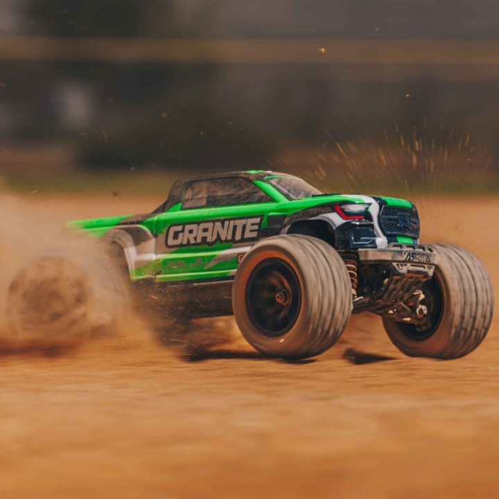 ARRMA 1/18 Granite Grom 4WD Monster Truck RTR Verde