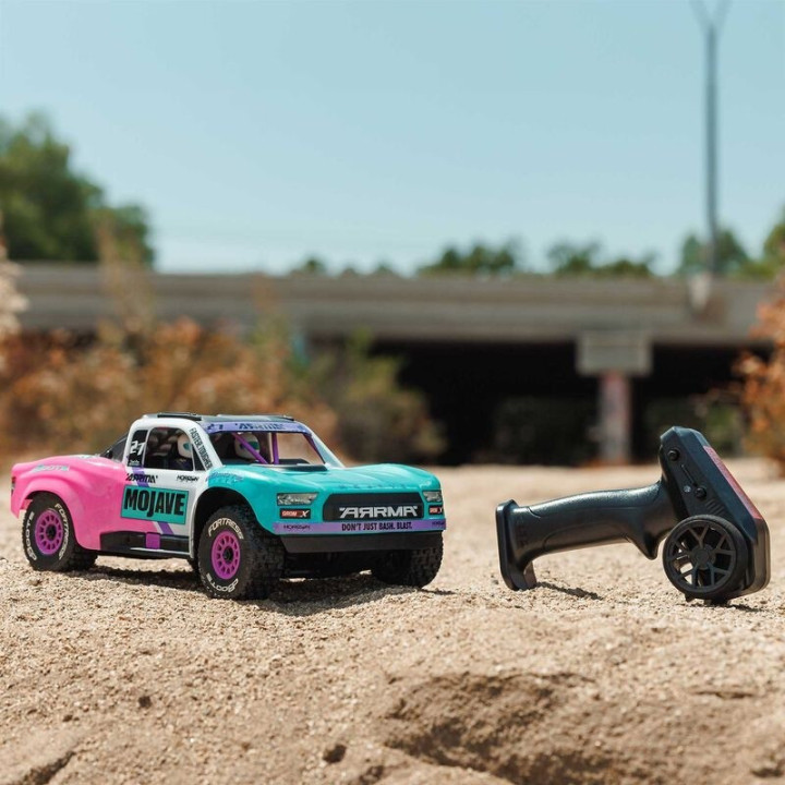 ARRMA Mojave Grom BLX 1/18 Desert Truck Brushless RTR Rosa/Blanco