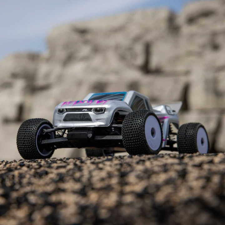 Losi Micro-T 1/28 2WD Stadium Truck RTR Silver con batería y cargador