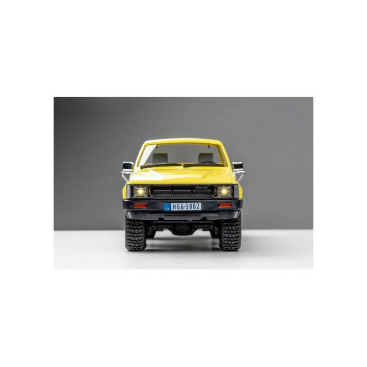 FMS FCX18 Toyota Hi-Lux 1983 4x4 Rock Crawler RTR