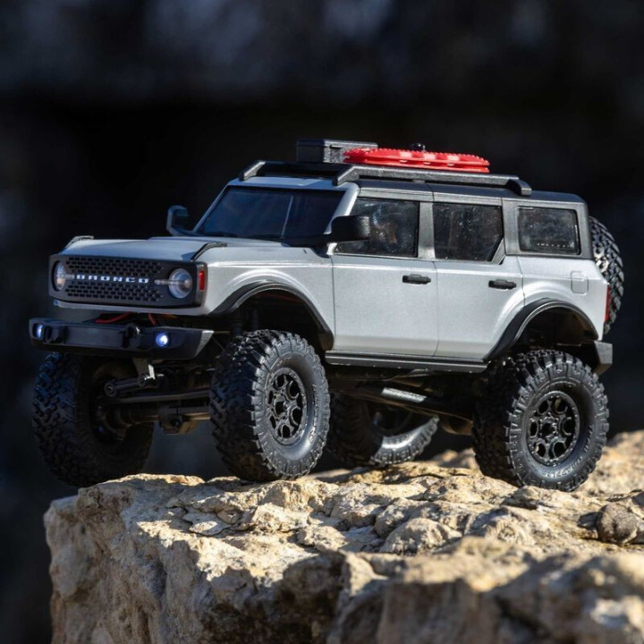 Axial-SCX24-Ford-Bronco-1-24-4WD-Rock-Crawler-RTR-Blanco