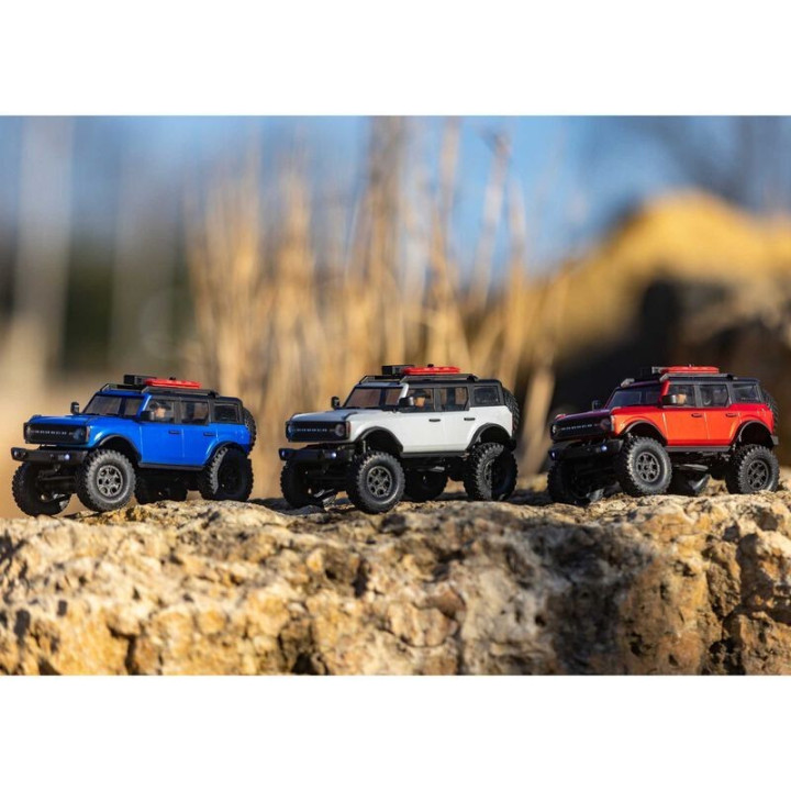 Axial-SCX24-Ford-Bronco-1-24-4WD-Rock-Crawler-RTR-Blanco