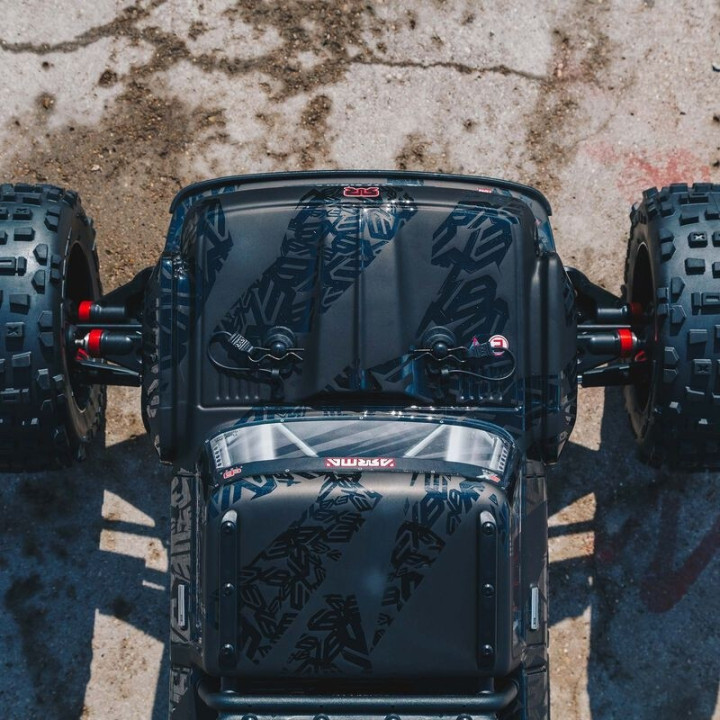 ARRMA Outcast 1/5 Stunt Truck EBR