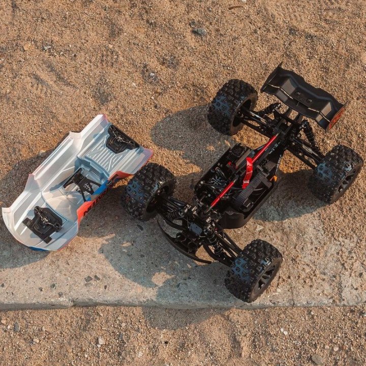 Arrma Kraton 6S V6 MT 4X4 BLX Brushless RTR Rosa