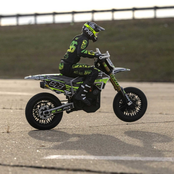 Losi Promoto-SM FXR 1/4 Supermoto RC Motorcycle Blanco Completo