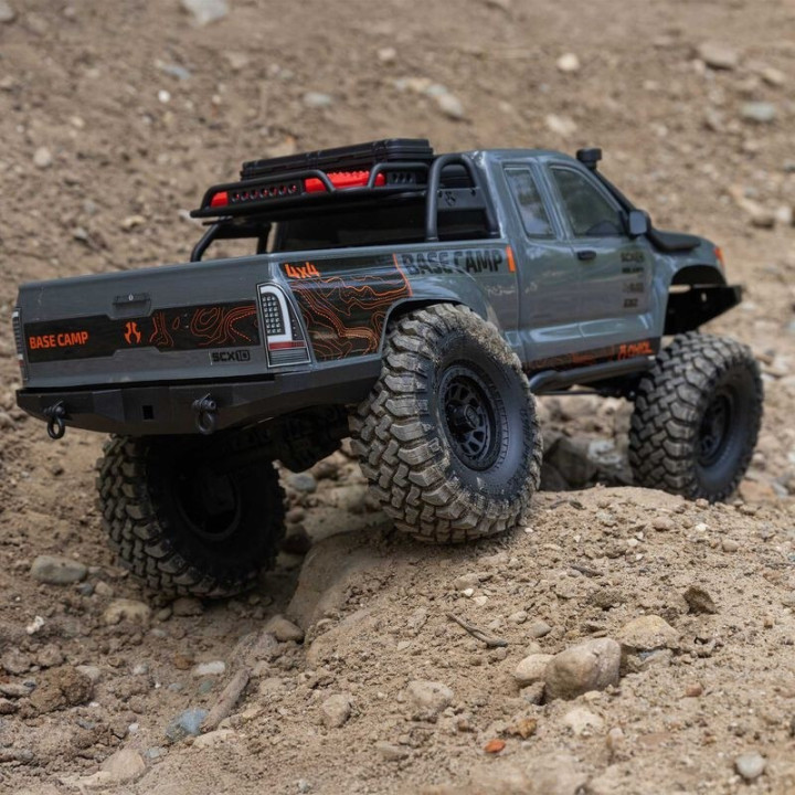 Axial SCX10 III Base Camp 1/10 4X4 Rock Crawler RTR Gris  Crawler Escala Realista