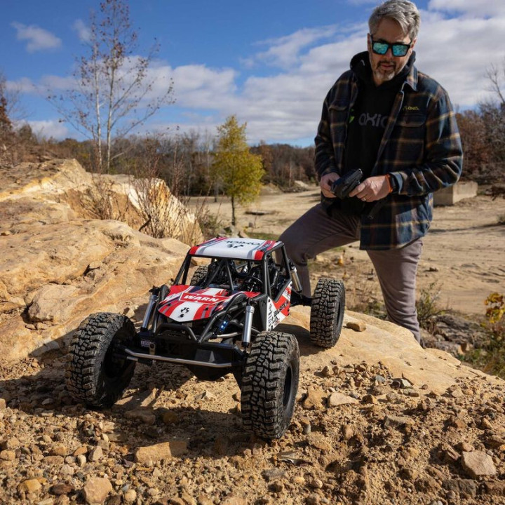 Axial AXP8 Gilamon 2.2 4X4 RTR Brushed Trail Buggy Rojo  Crawler de Alto Rendimiento