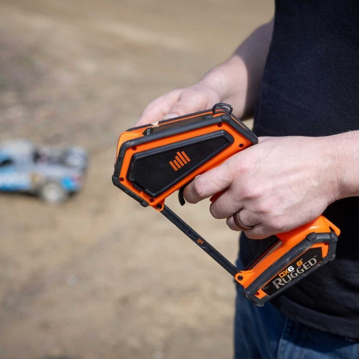 Spektrum DX6 Rugged 6 Canales DSMR Transmisor Solo – Edición Naranja