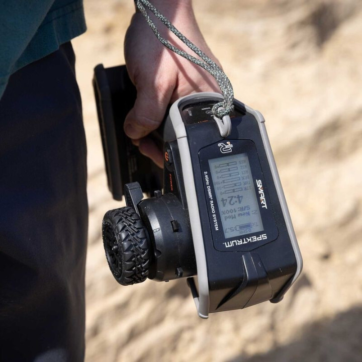 Spektrum DX6 Rugged 6 Canales DSMR con Receptor SR515 – Sistema RC Completo